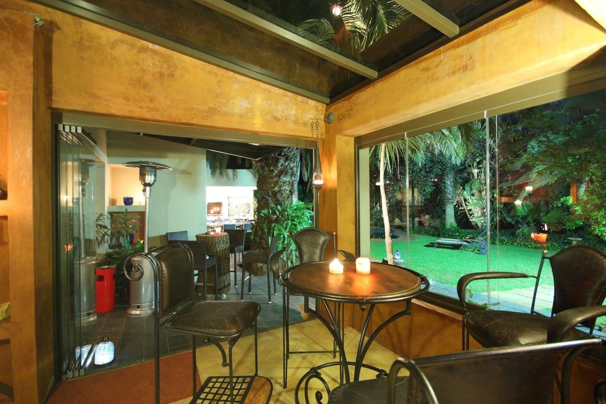 African Rock Hotel & Spa, A "Boutique Lifestyle Resort" Kempton Park Extérieur photo